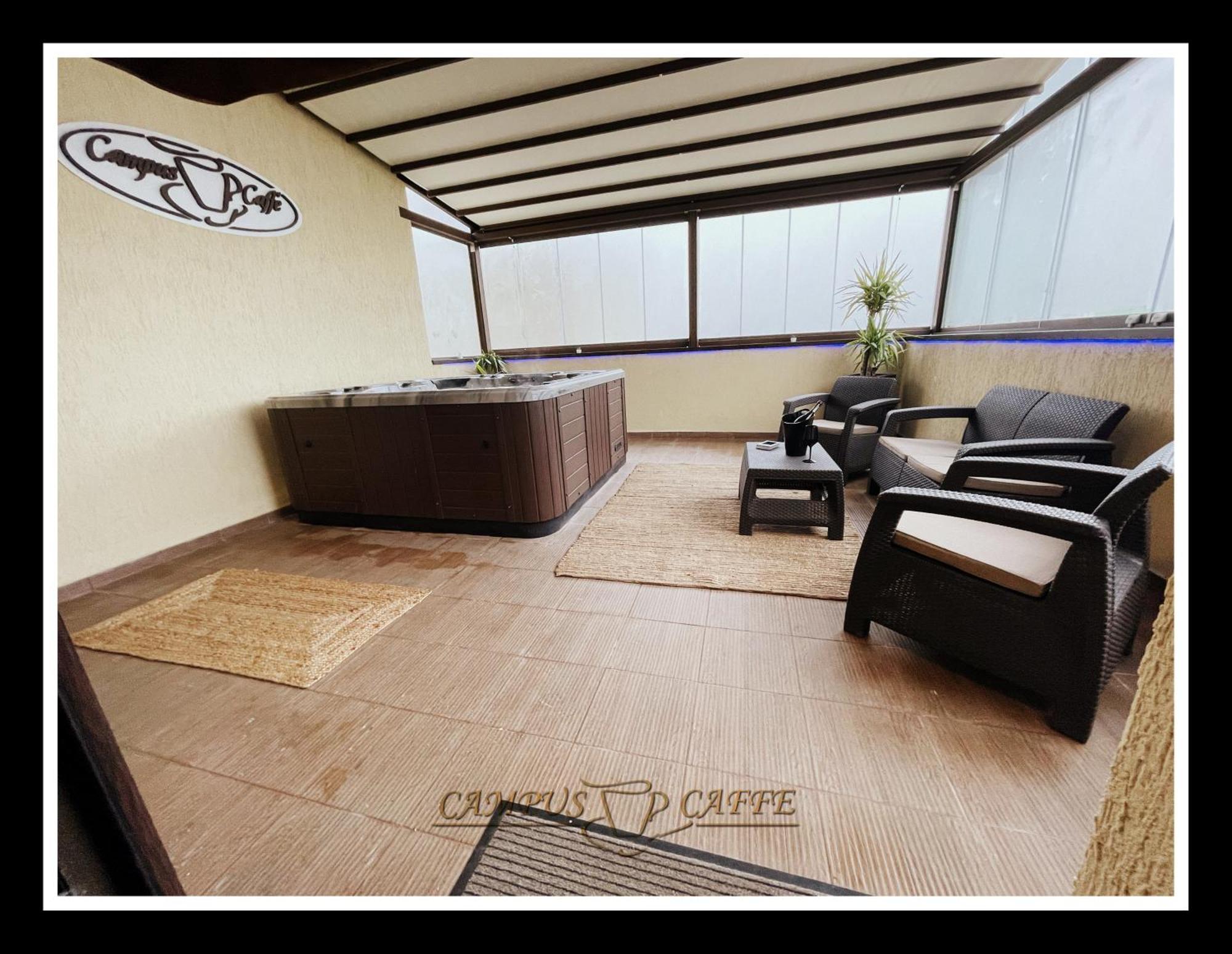 מלון בוזאו Campus Caffe Mansion חדר תמונה